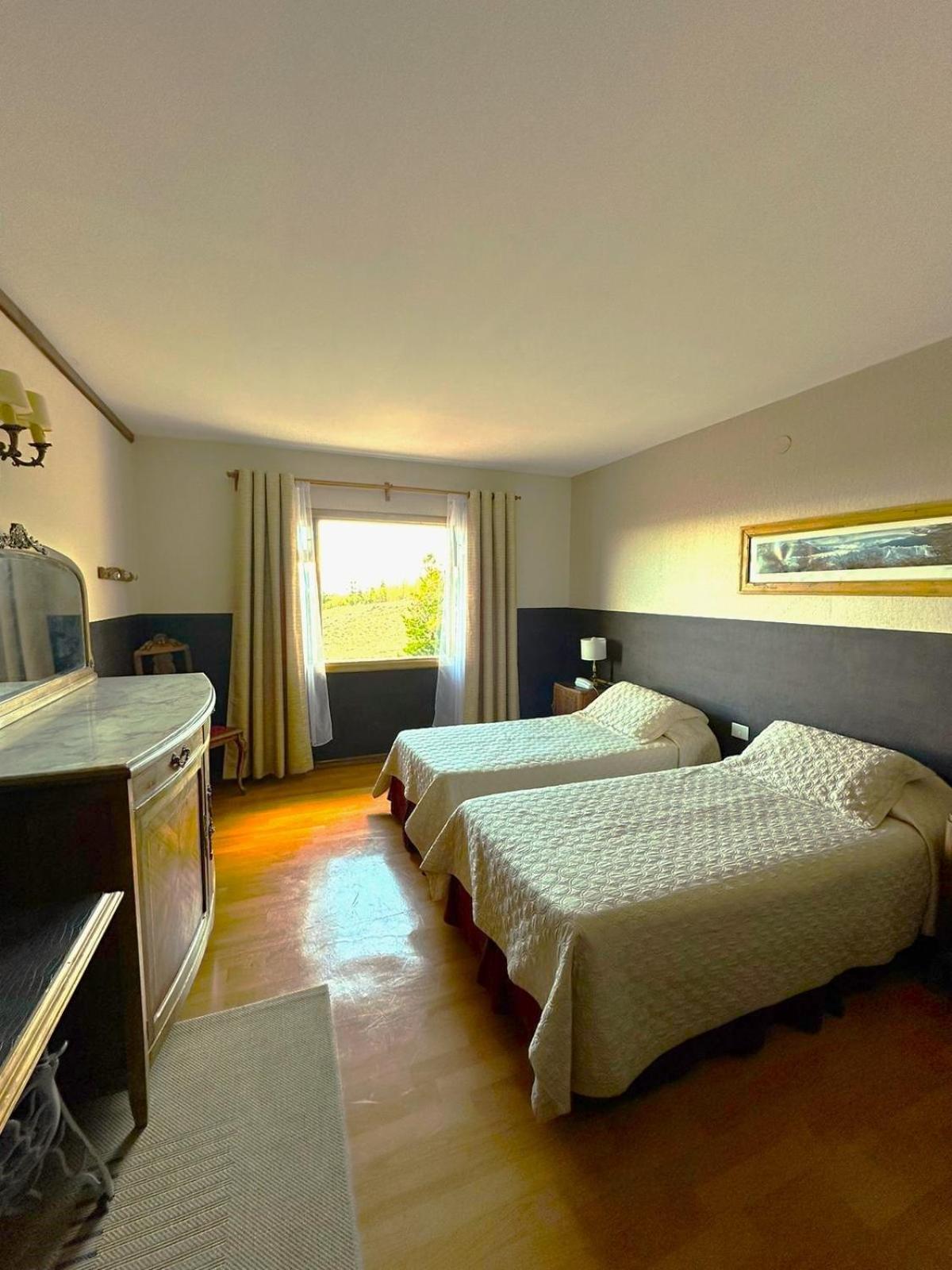 Meulen Hosteria Y Apart El Calafate Bilik gambar