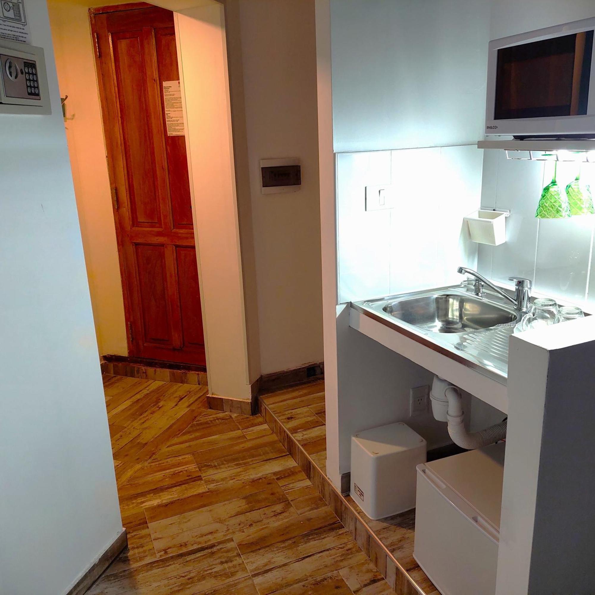 Meulen Hosteria Y Apart El Calafate Bilik gambar