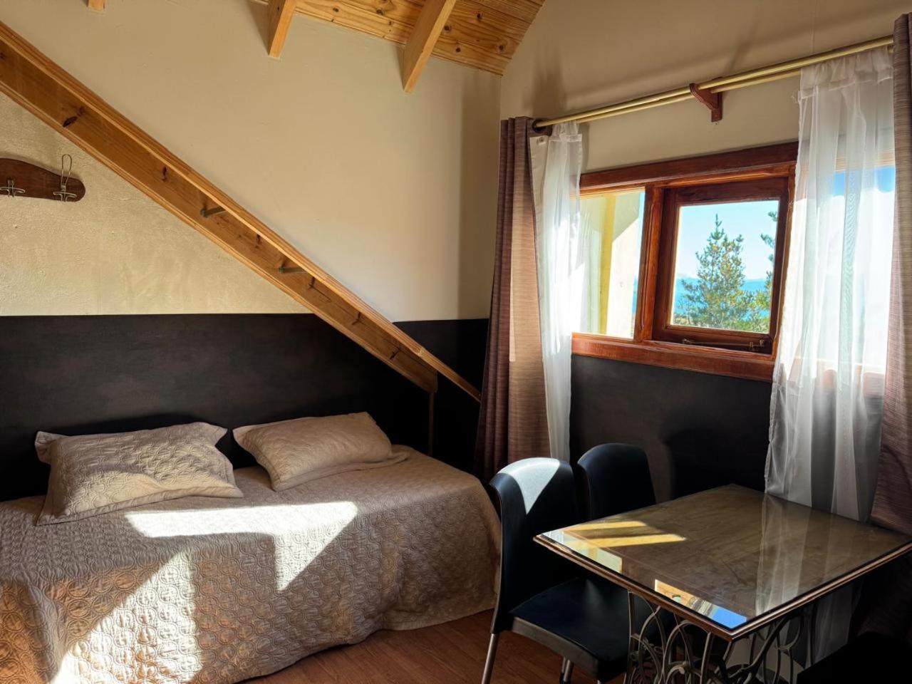 Meulen Hosteria Y Apart El Calafate Luaran gambar
